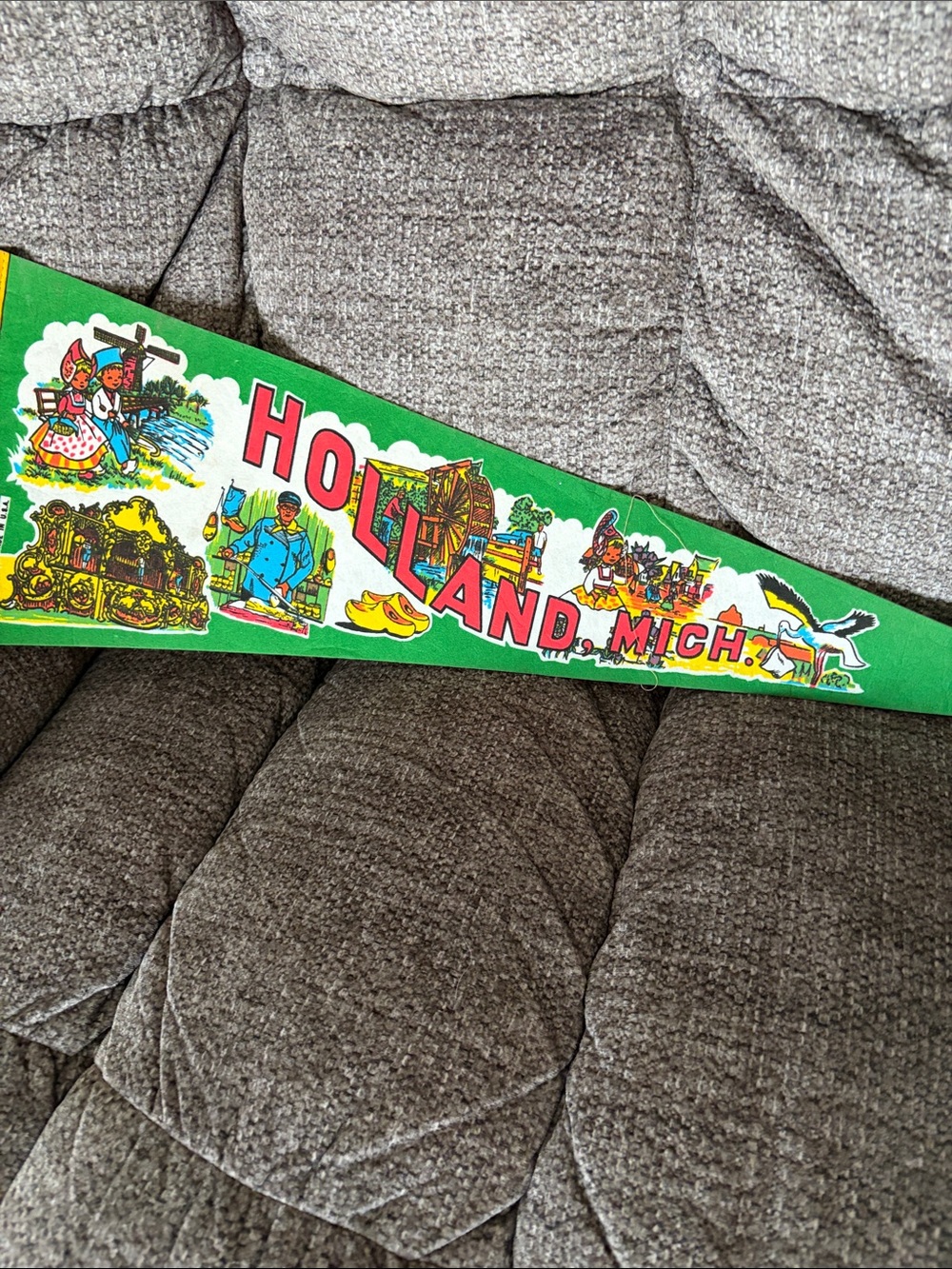 Holland Michigan Green Holiday Pennant